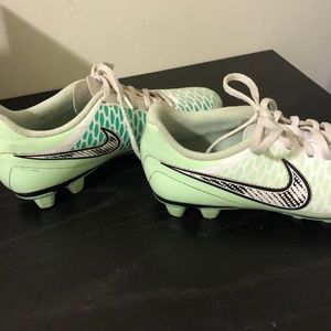 Nike soccer turf/outdoor cleats